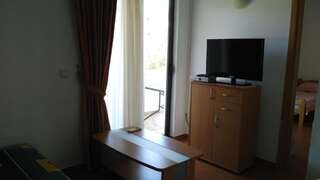 Апартаменты Apartments Val Maslina Утьеха Апартаменты с 1 спальней и балконом-1